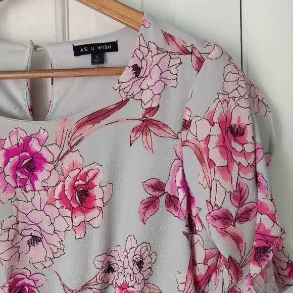 As U Wish Floral Flowy Split Flutter Sleeve Dress Sz S - Picture 3 of 11